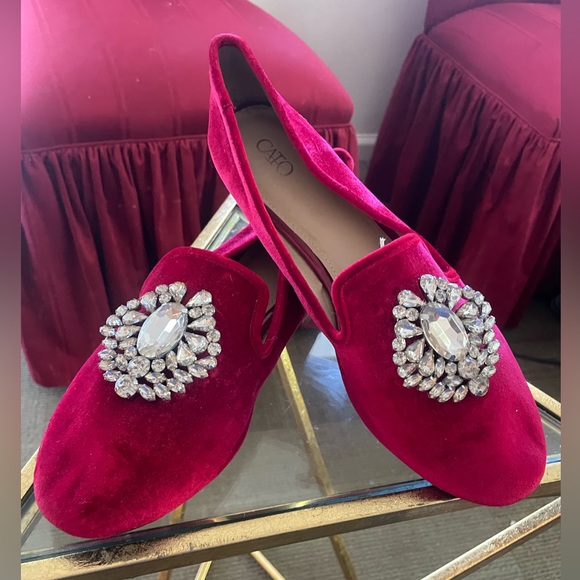 Cato Crushed Red Velvet Flats  Faux Suede Loafers Womens 10M w Rhinestone Broach - Picture 13 of 15